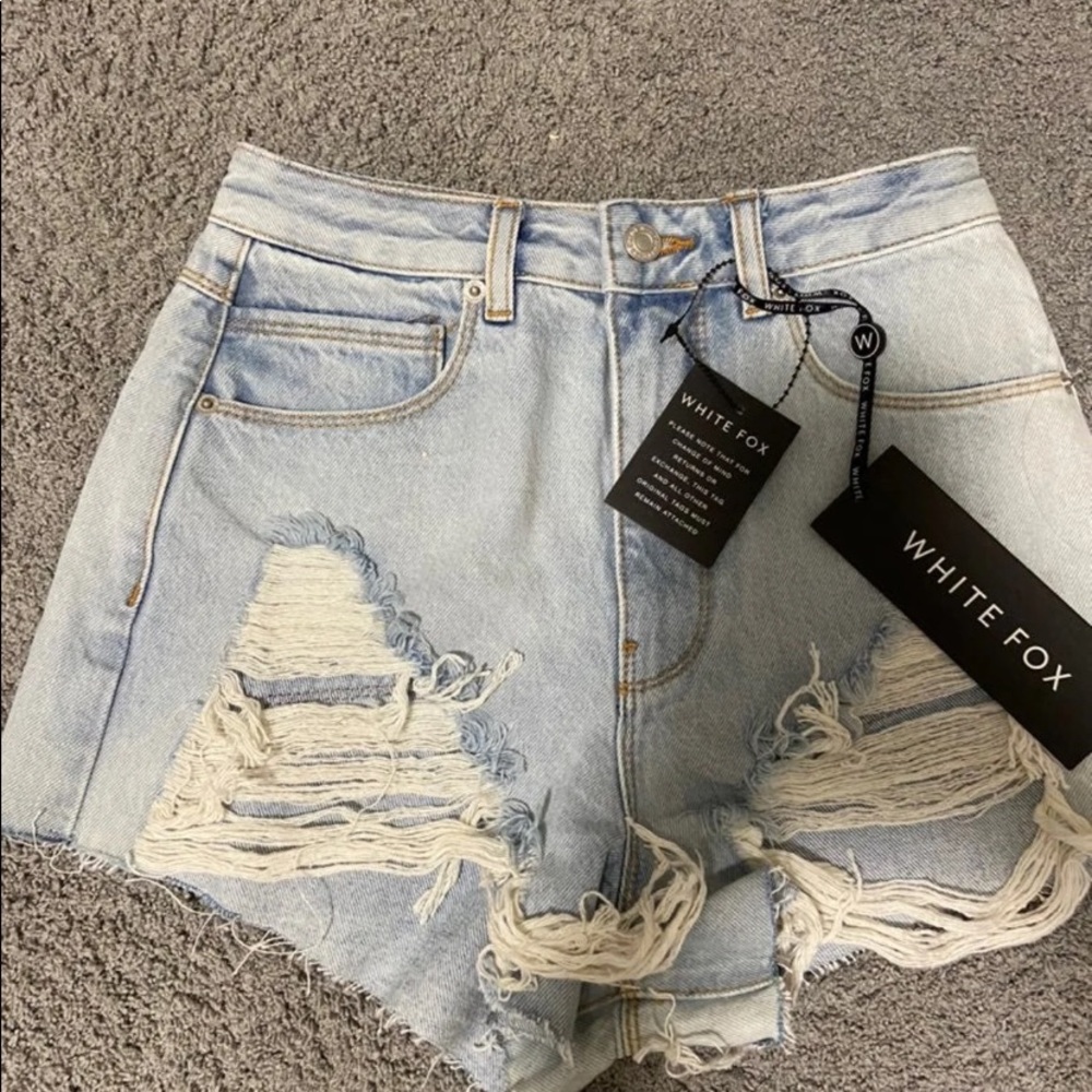 white fox distressed shorts XS